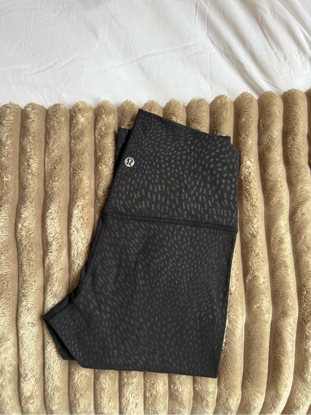 Lululemon Align High Rise Crop Nulu